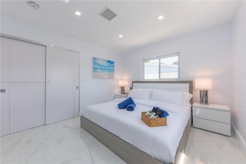 Casa en venta en Deerfield Beach, Florida, 3 dormitorios, 127.65 m2 № 1968300 - foto 20