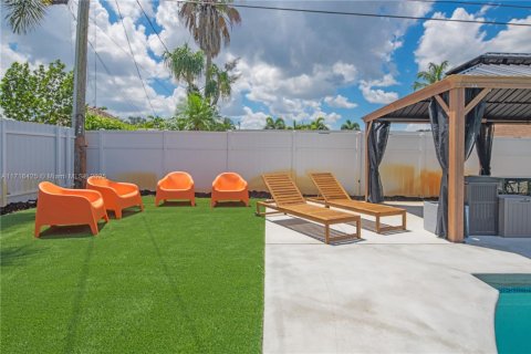 Casa en venta en Deerfield Beach, Florida, 3 dormitorios, 127.65 m2 № 1968300 - foto 11