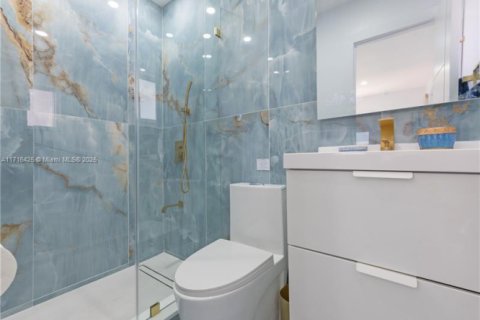 Casa en venta en Deerfield Beach, Florida, 3 dormitorios, 127.65 m2 № 1968300 - foto 28