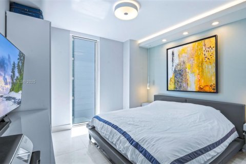 Condominio en venta en Miami, Florida, 3 dormitorios, 138.05 m2 № 1745890 - foto 23