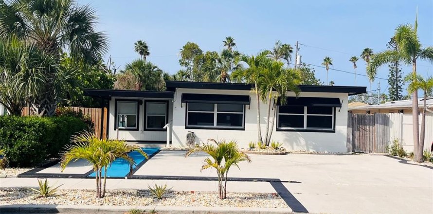 Villa ou maison à Saint Pete Beach, Floride 3 chambres, 111.48 m2 № 1681269