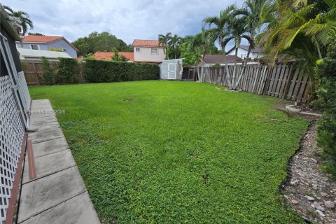 Villa ou maison à louer à Miami, Floride: 3 chambres, 133.22 m2 № 2404133 - photo 25