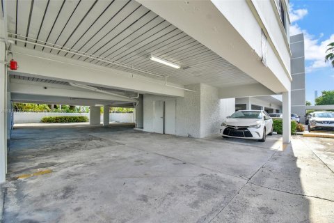 Copropriété à louer à North Miami Beach, Floride: 1 chambre, 69.68 m2 № 1882056 - photo 20