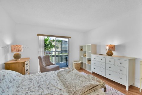 Copropriété à louer à North Miami Beach, Floride: 1 chambre, 69.68 m2 № 1882056 - photo 7