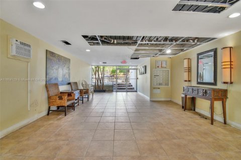 Copropriété à louer à North Miami Beach, Floride: 1 chambre, 69.68 m2 № 1882056 - photo 18