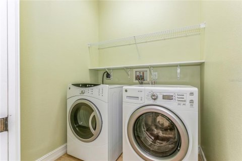 Купить таунхаус в Тампа, Флорида 8 комнат, 225.85м2, № 1243917 - фото 20