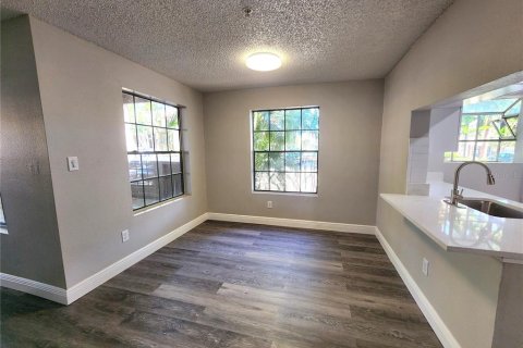 Condo in Altamonte Springs, Florida, 2 bedrooms  № 1597410 - photo 10