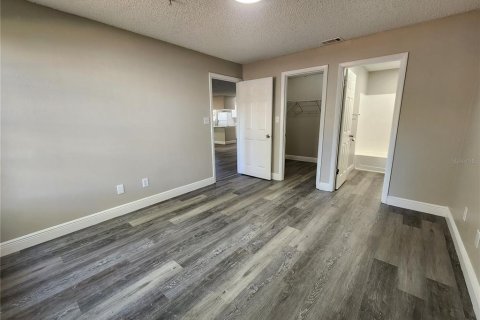 Condo in Altamonte Springs, Florida, 2 bedrooms  № 1597410 - photo 16