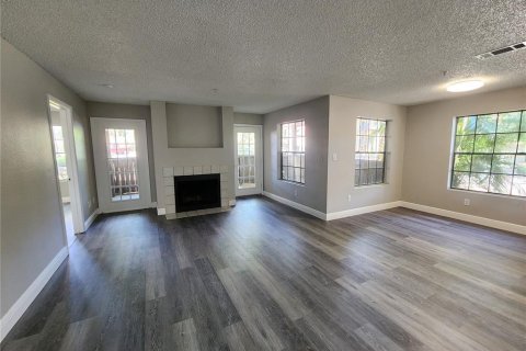 Condo in Altamonte Springs, Florida, 2 bedrooms  № 1597410 - photo 14