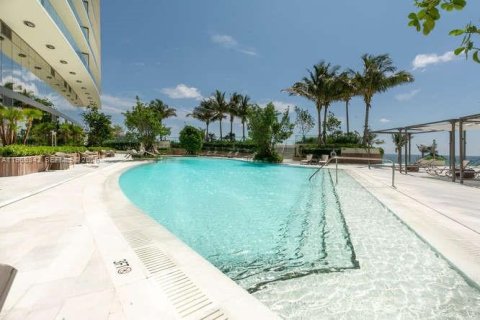 Condo in Sunny Isles Beach, Florida, 2 bedrooms  № 2026950 - photo 25