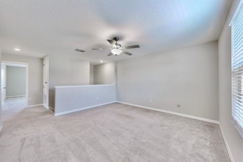 House in Zephyrhills, Florida 4 bedrooms, 240.52 sq.m. № 1511170 - photo 13