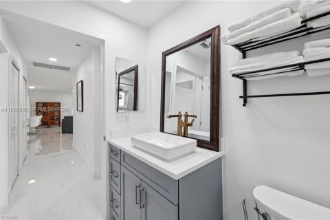 Casa en venta en Cape Coral, Florida, 4 dormitorios № 2186263 - foto 24