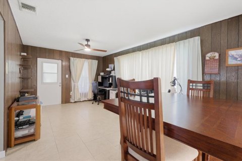 Casa en venta en Port Charlotte, Florida, 2 dormitorios, 146.6 m2 № 2349892 - foto 25