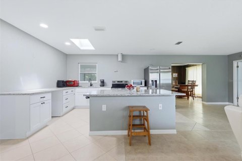 Casa en venta en Port Charlotte, Florida, 2 dormitorios, 146.6 m2 № 2349892 - foto 10