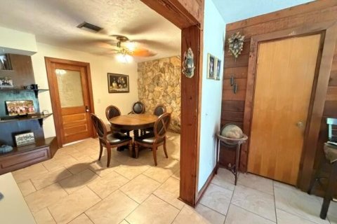 House in Boynton Beach, Florida 3 bedrooms, 253.16 sq.m. № 2154360 - photo 17