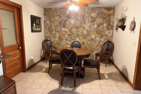 House in Boynton Beach, Florida 3 bedrooms, 253.16 sq.m. № 2154360 - photo 18