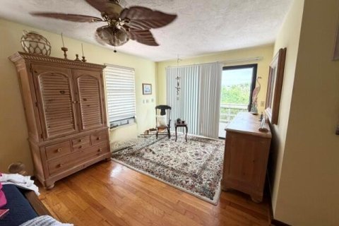 House in Boynton Beach, Florida 3 bedrooms, 253.16 sq.m. № 2154360 - photo 24