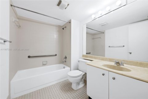 Copropriété à vendre à Pembroke Pines, Floride: 2 chambres, 140 m2 № 2029936 - photo 5