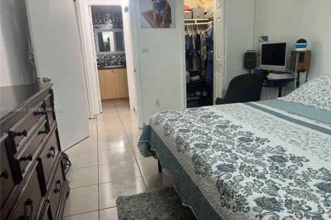 Copropriété à vendre à Hialeah, Floride: 1 chambre, 55.74 m2 № 2006851 - photo 13