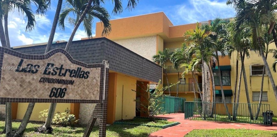 Condo à Hialeah, Floride, 1 chambre № 2006851