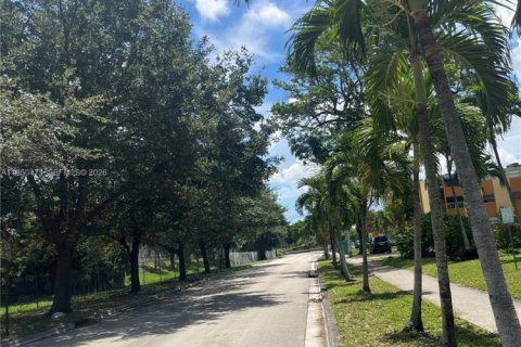 Copropriété à vendre à Hialeah, Floride: 1 chambre, 55.74 m2 № 2006851 - photo 19