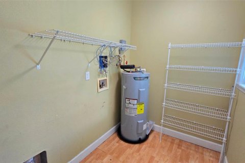 Immobilier commercial à vendre à Chokoloskee, Floride: 5 chambres, 267.56 m2 № 2351677 - photo 8