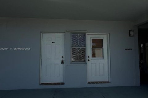 Copropriété à louer à Hollywood, Floride: 1 chambre, 65.31 m2 № 2252961 - photo 16