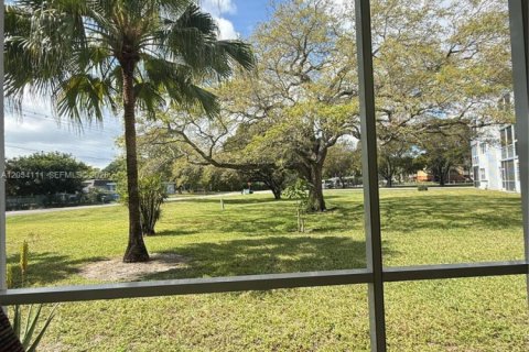 Copropriété à louer à Hollywood, Floride: 1 chambre, 65.31 m2 № 2252961 - photo 10