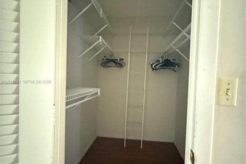 Copropriété à louer à Hollywood, Floride: 1 chambre, 65.31 m2 № 2252961 - photo 15