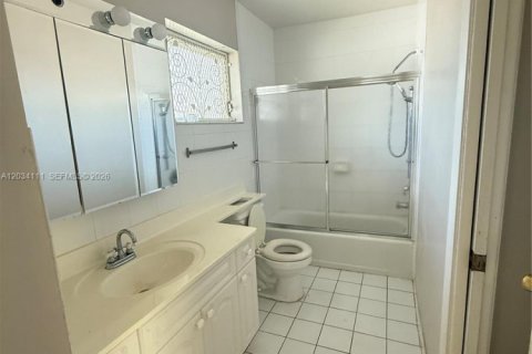 Copropriété à louer à Hollywood, Floride: 1 chambre, 65.31 m2 № 2252961 - photo 11