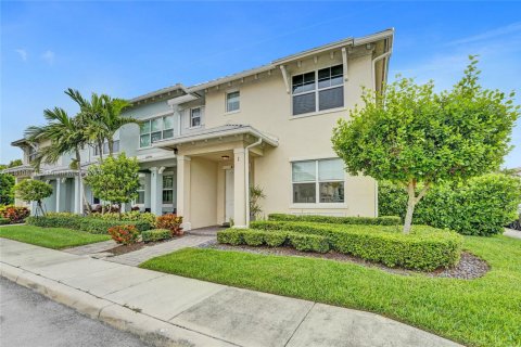 Adosado en venta en Hollywood, Florida, 3 dormitorios, 145.02 m2 № 1774152 - foto 1