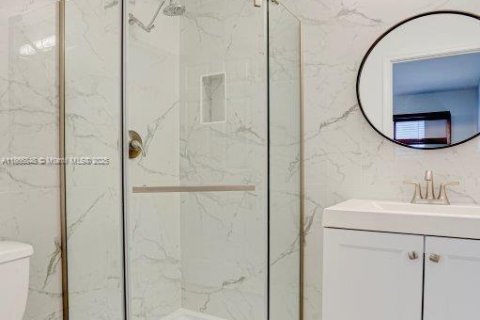 Villa ou maison à louer à Hollywood, Floride: 3 chambres, 142.88 m2 № 1977327 - photo 10