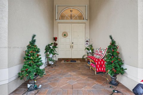 Купить виллу или дом в Уэстон, Флорида 5 спален, 414.72м2, № 2006052 - фото 7