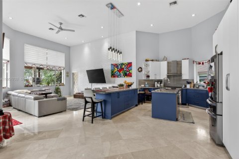 Купить виллу или дом в Уэстон, Флорида 5 спален, 414.72м2, № 2006052 - фото 16