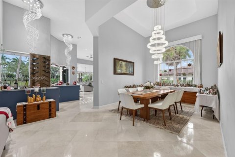 Купить виллу или дом в Уэстон, Флорида 5 спален, 414.72м2, № 2006052 - фото 12
