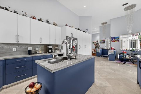 Купить виллу или дом в Уэстон, Флорида 5 спален, 414.72м2, № 2006052 - фото 17