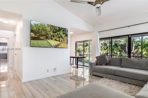 Купить виллу или дом в Корал-Спрингс, Флорида 3 спальни, 152.64м2, № 2055338 - фото 16