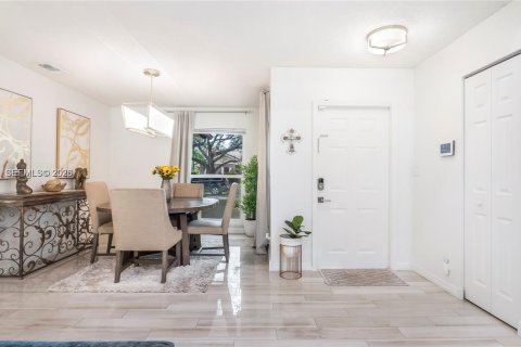 Купить виллу или дом в Корал-Спрингс, Флорида 3 спальни, 152.64м2, № 2055338 - фото 5