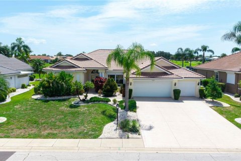Casa en Sun City Center, Florida 3 dormitorios, 218.23 m2 № 2166904