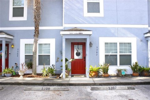 Touwnhouse à Temple Terrace, Floride 2 chambres, 145.02 m2 № 2133328