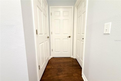 Townhouse in Temple Terrace, Florida 2 bedrooms, 145.02 sq.m. № 2133328 - photo 23