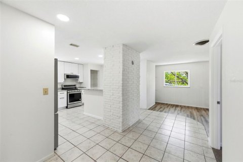 Immobilier commercial à vendre à Saint Petersburg, Floride: 10 chambres, 390 m2 № 2330248 - photo 13