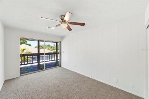 Immobilier commercial à vendre à Saint Petersburg, Floride: 10 chambres, 390 m2 № 2330248 - photo 20