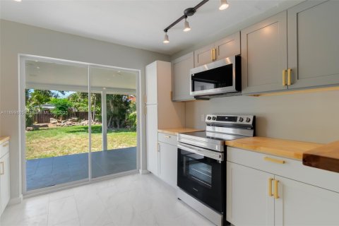 Villa ou maison à vendre à Delray Beach, Floride: 3 chambres, 86.21 m2 № 2020607 - photo 5