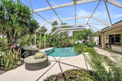 House in Port St. Lucie, Florida 4 bedrooms, 232.53 sq.m. № 2186321 - photo 18