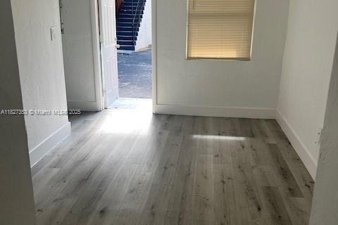 Apartamento en alquiler en Miami, Florida, 1 dormitorio, 46.45 m2 № 1798814 - foto 3