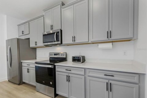 Touwnhouse à vendre à Tampa, Floride: 3 chambres, 214.33 m2 № 2232227 - photo 22