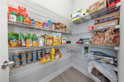 Touwnhouse à vendre à Tampa, Floride: 3 chambres, 214.33 m2 № 2232227 - photo 23