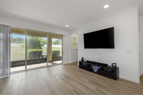 Touwnhouse à vendre à Tampa, Floride: 3 chambres, 214.33 m2 № 2232227 - photo 25