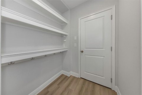 Touwnhouse à vendre à Tampa, Floride: 3 chambres, 214.33 m2 № 2232227 - photo 18